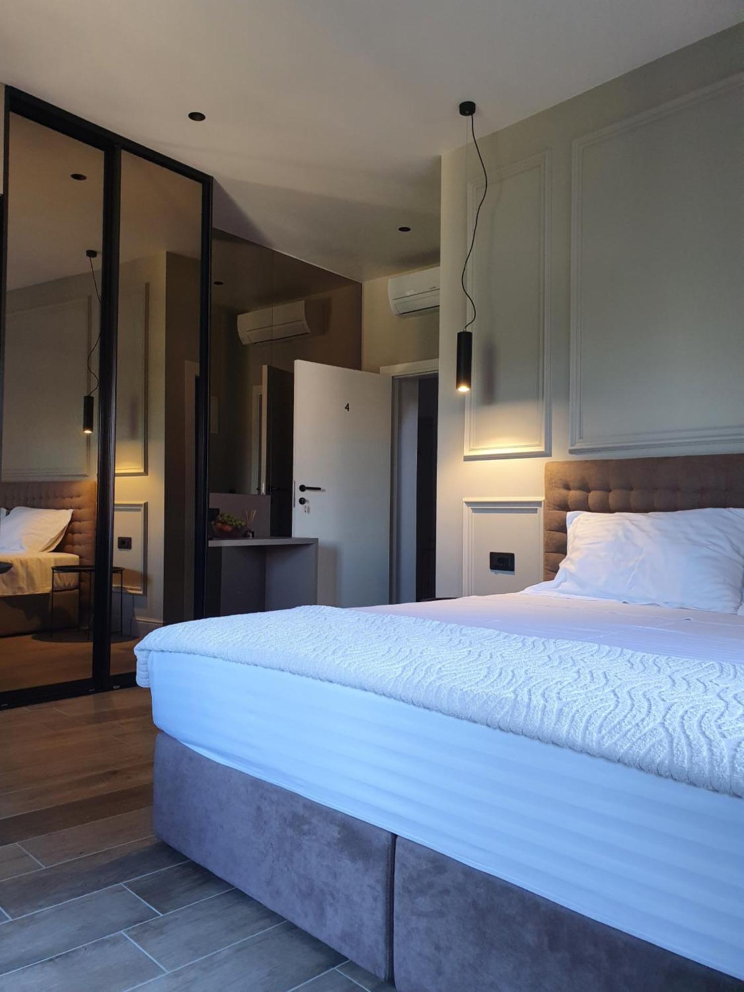 Dora Rooms And Studios Sutivan Dış mekan fotoğraf